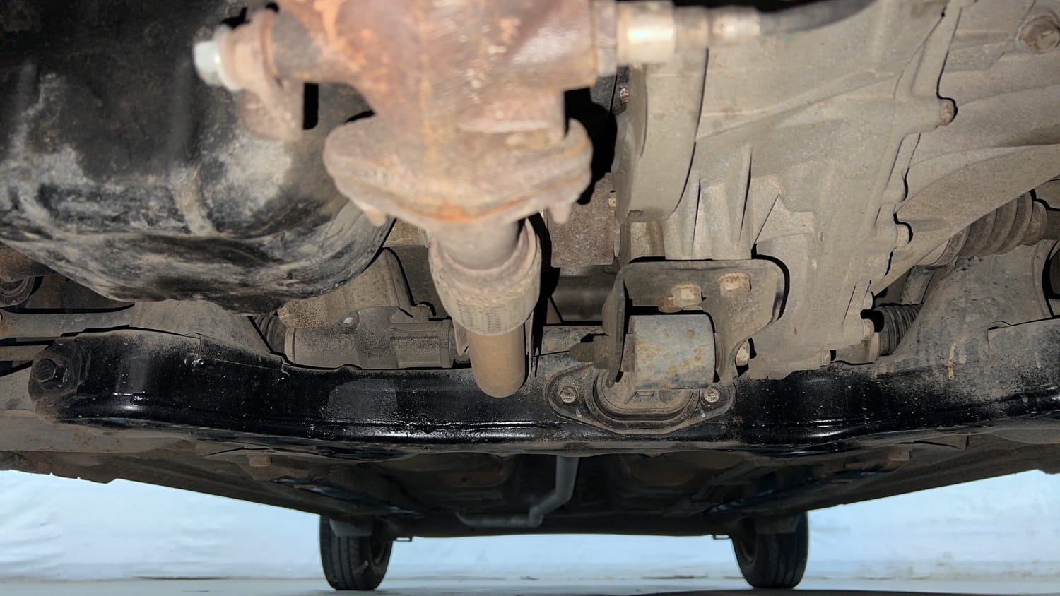 Used 2019 Hyundai Santro Asta Petrol Manual extra FRONT LEFT UNDERBODY VIEW
