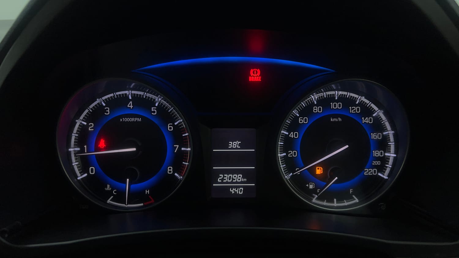 Used 2017 Maruti Suzuki Baleno Delta 1.2 Petrol Manual interior CLUSTERMETER VIEW