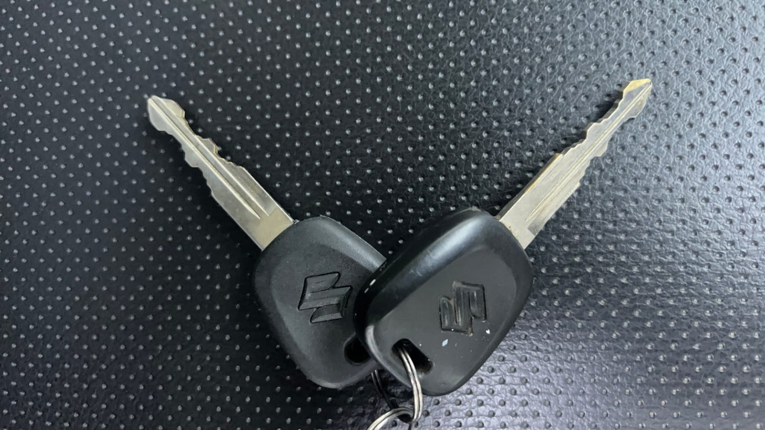 Used 2017 Maruti Suzuki Celerio VXi Petrol Manual extra CAR KEY VIEW