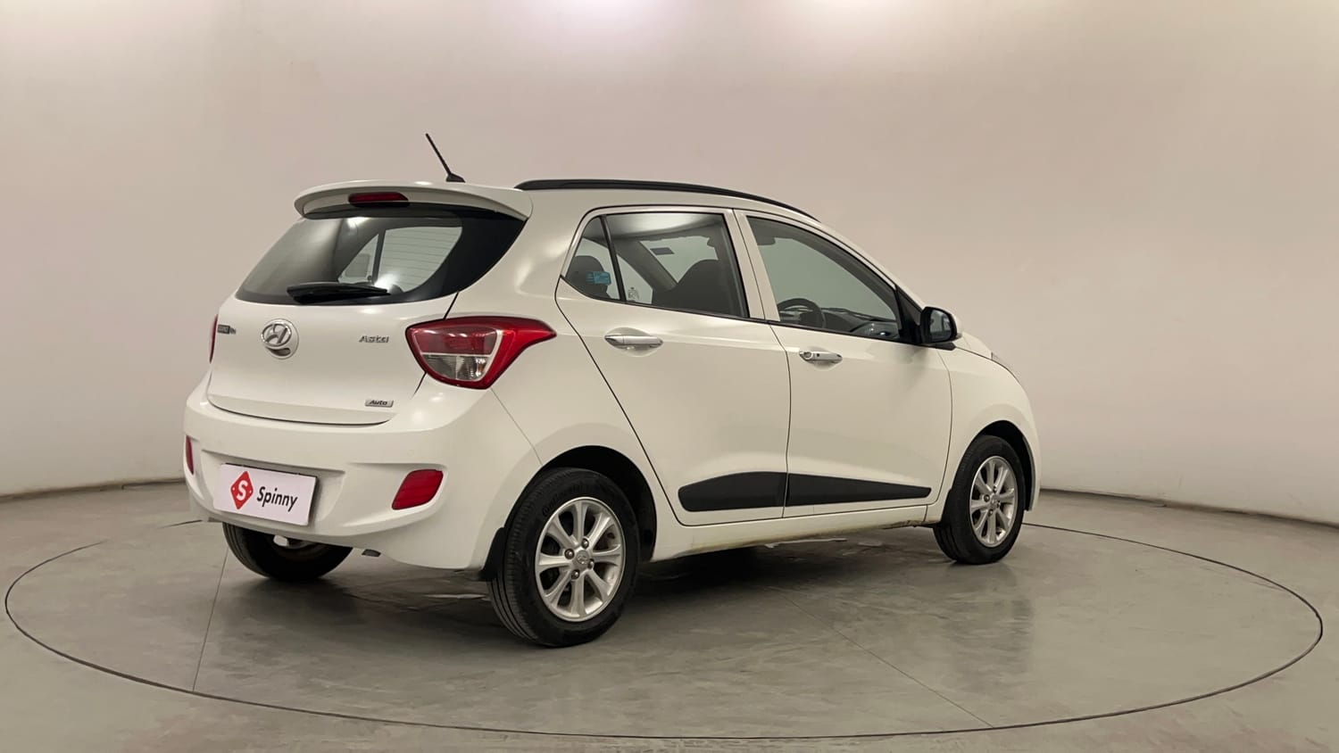 Used 2014 Hyundai Grand i10 Asta AT 1.2 Kappa VTVT Petrol Automatic exterior RIGHT REAR CORNER VIEW