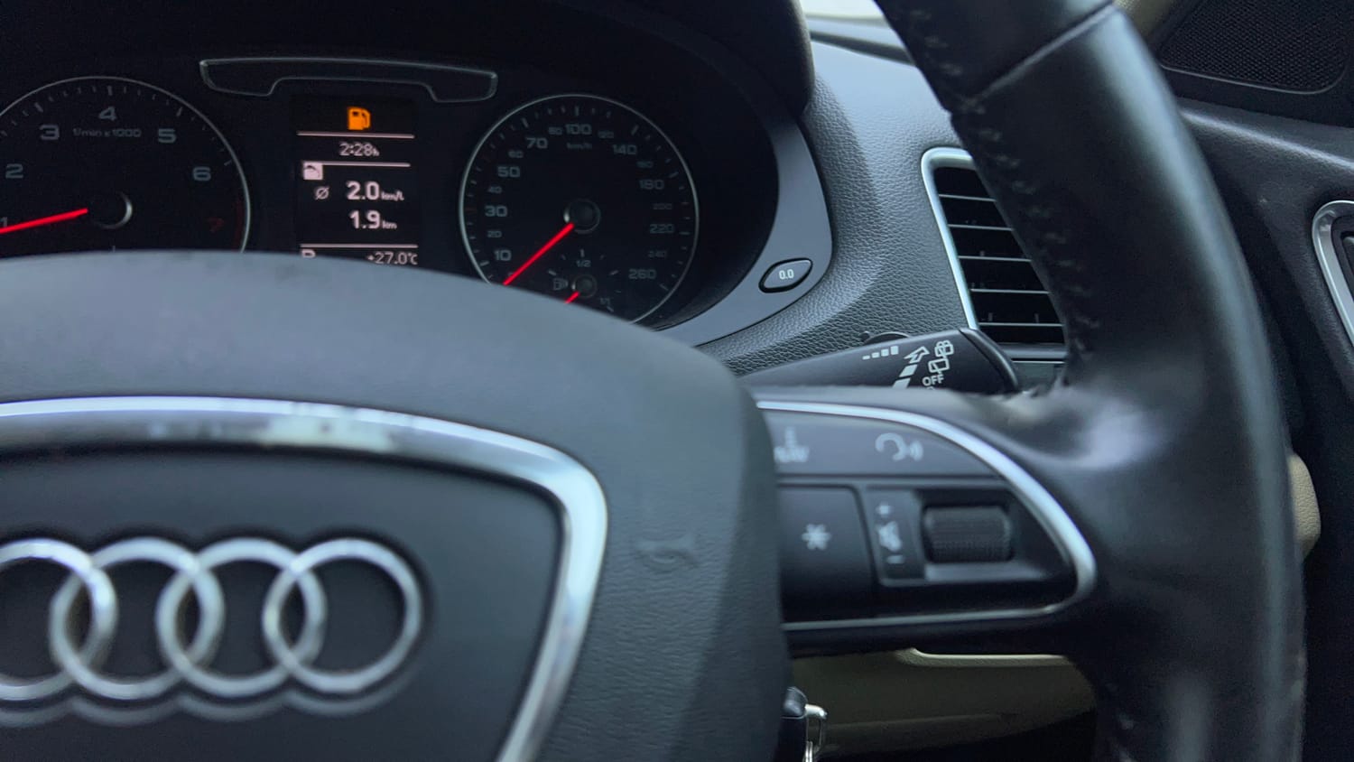 Used 2019 Audi Q3 30 TFSI Premium Petrol Automatic top_features Cruise control