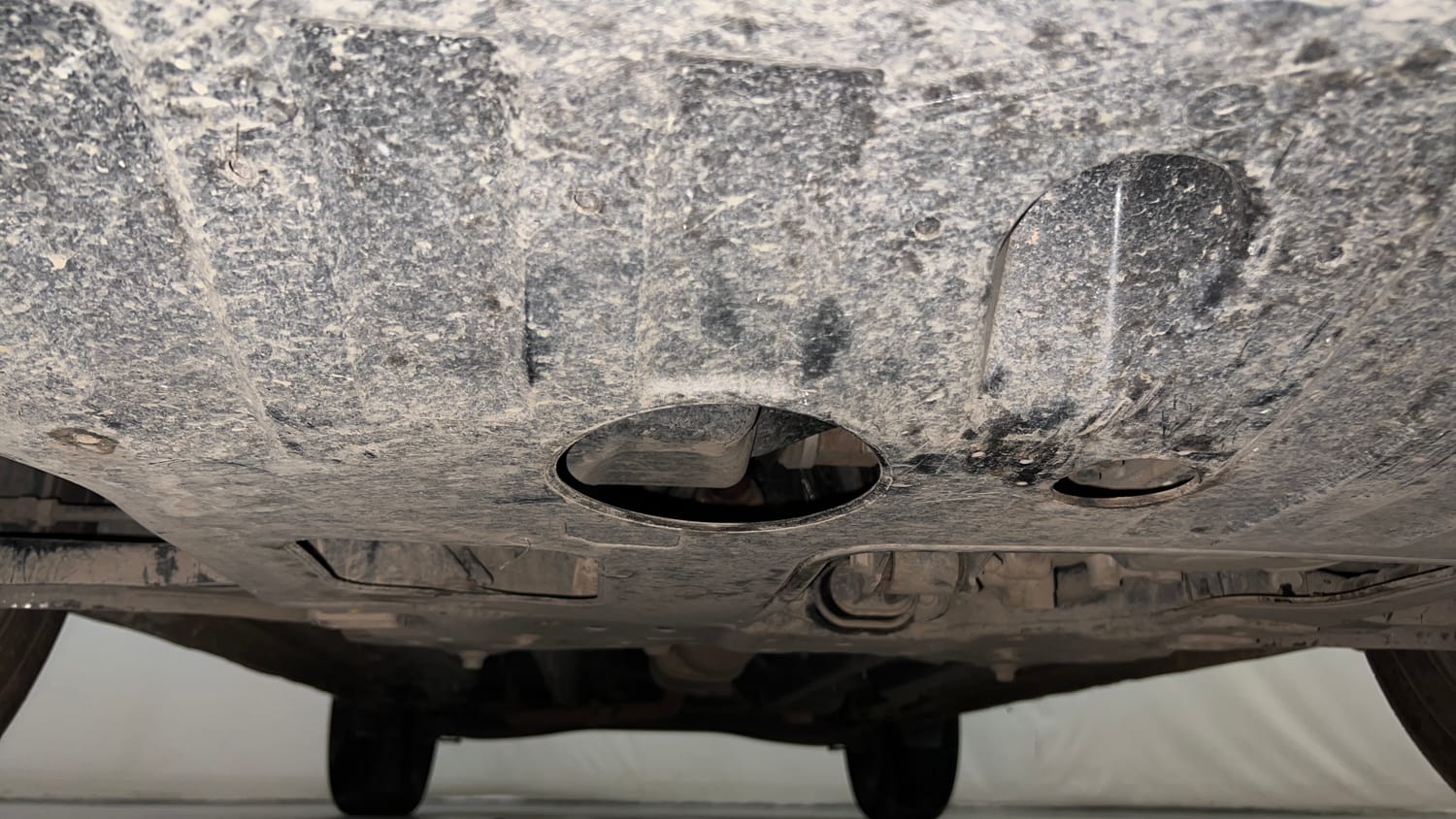 Used 2023 Hyundai Creta SX (O) 1.5 Petrol IVT Petrol Automatic extra FRONT LEFT UNDERBODY VIEW