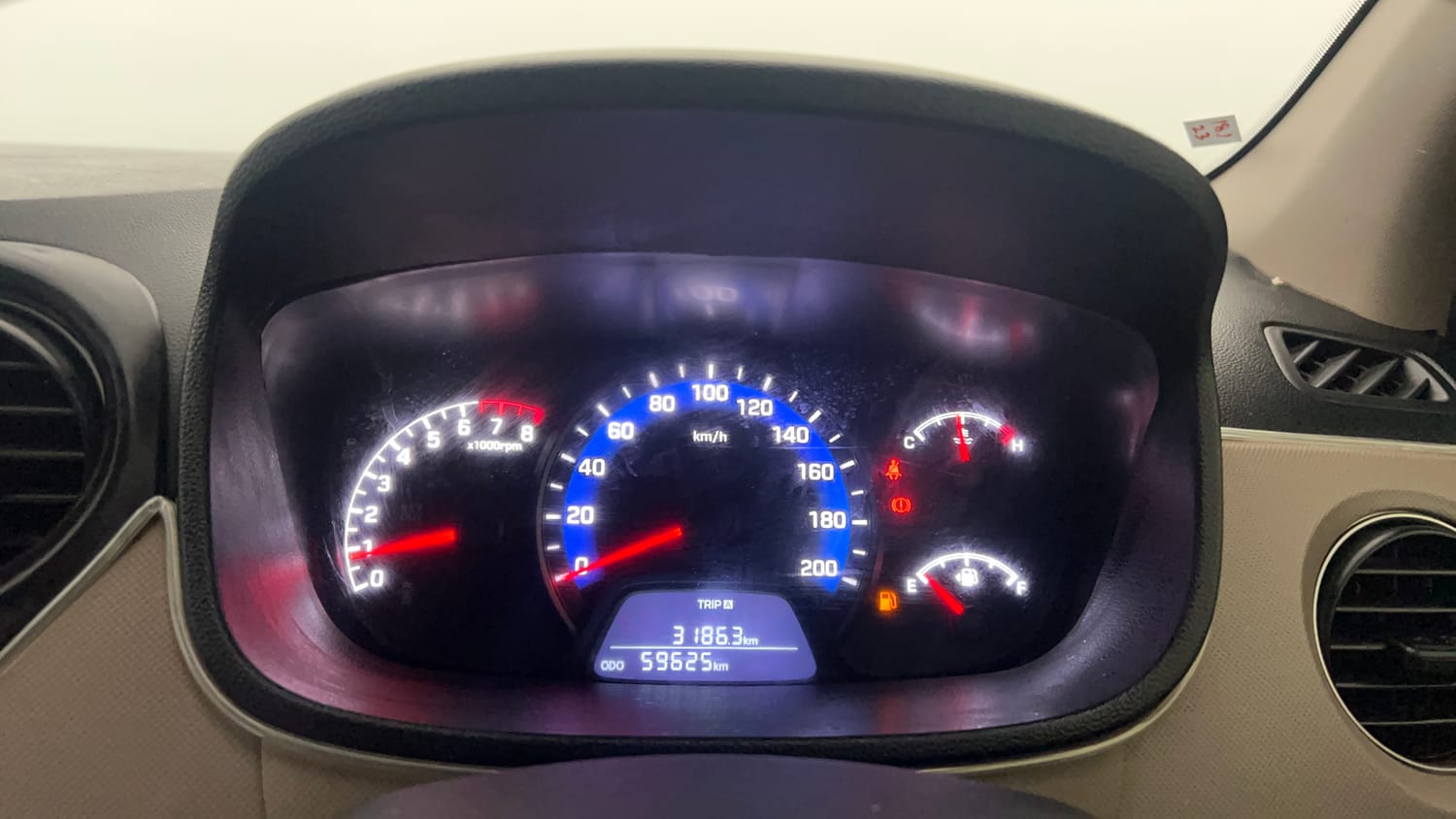 Used 2019 Hyundai Xcent S Petrol Manual interior CLUSTERMETER VIEW