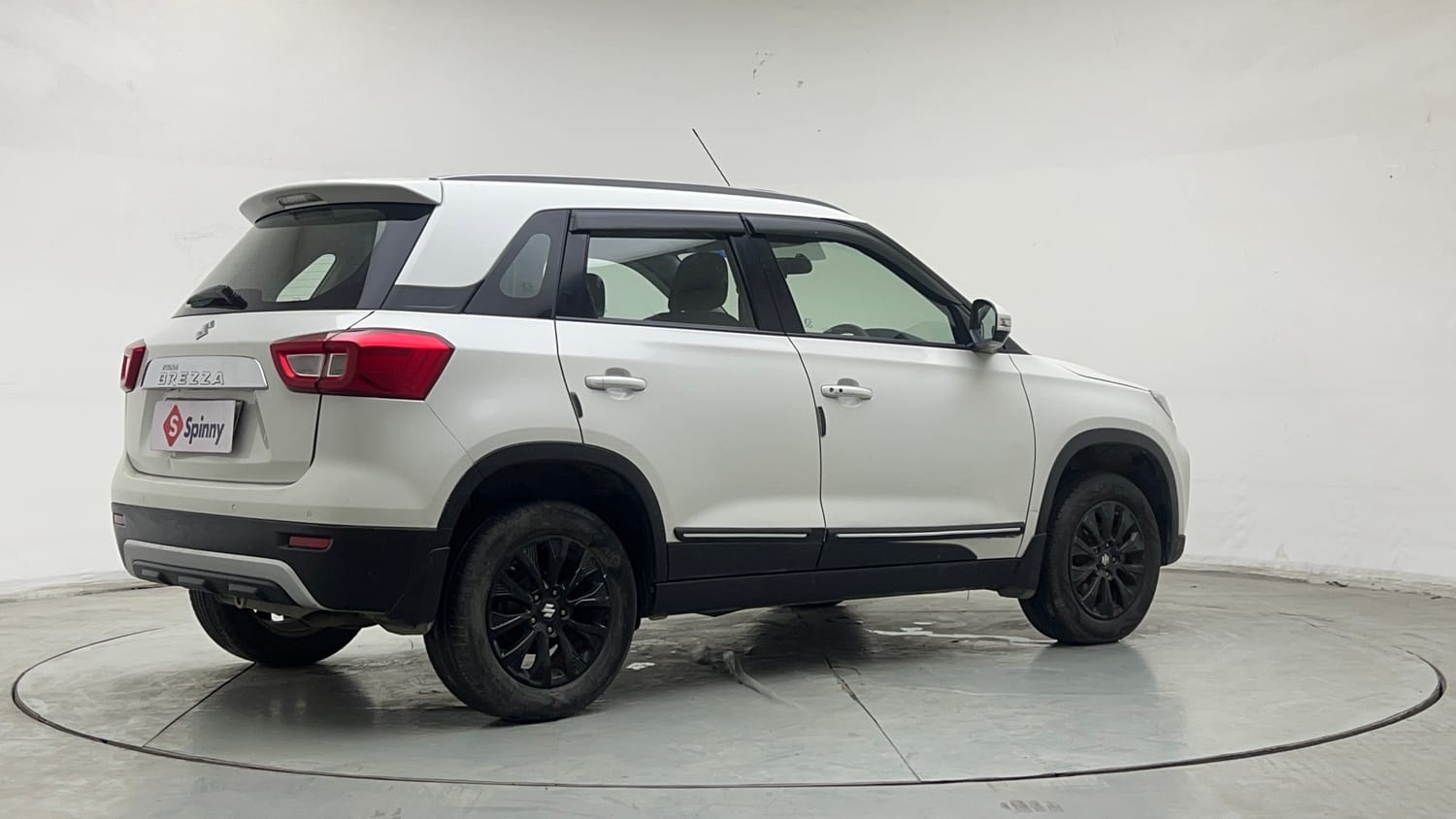 Used 2021 maruti-suzuki Vitara Brezza ZXi Petrol Manual exterior RIGHT REAR CORNER VIEW