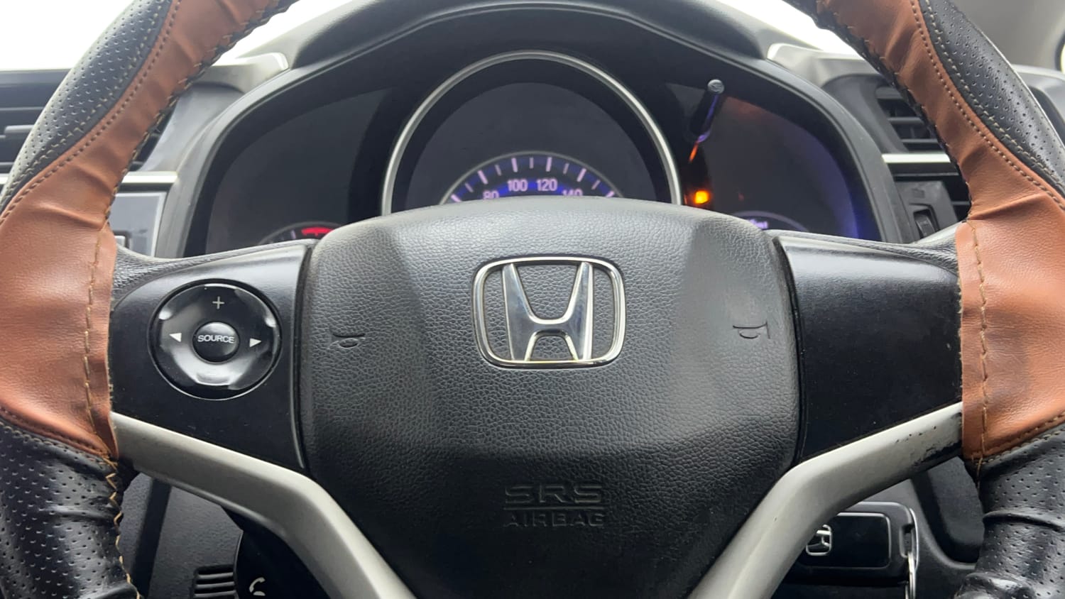 Used 2019 Honda WR-V S MT Petrol Petrol Manual top_features Steering mounted controls
