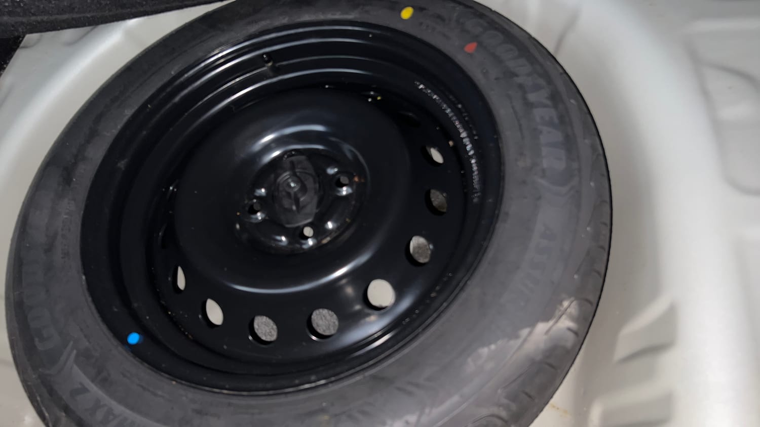 Used 2024 Maruti Suzuki Fronx Delta Plus (O) 1.2L MT Petrol Manual tyres SPARE TYRE VIEW