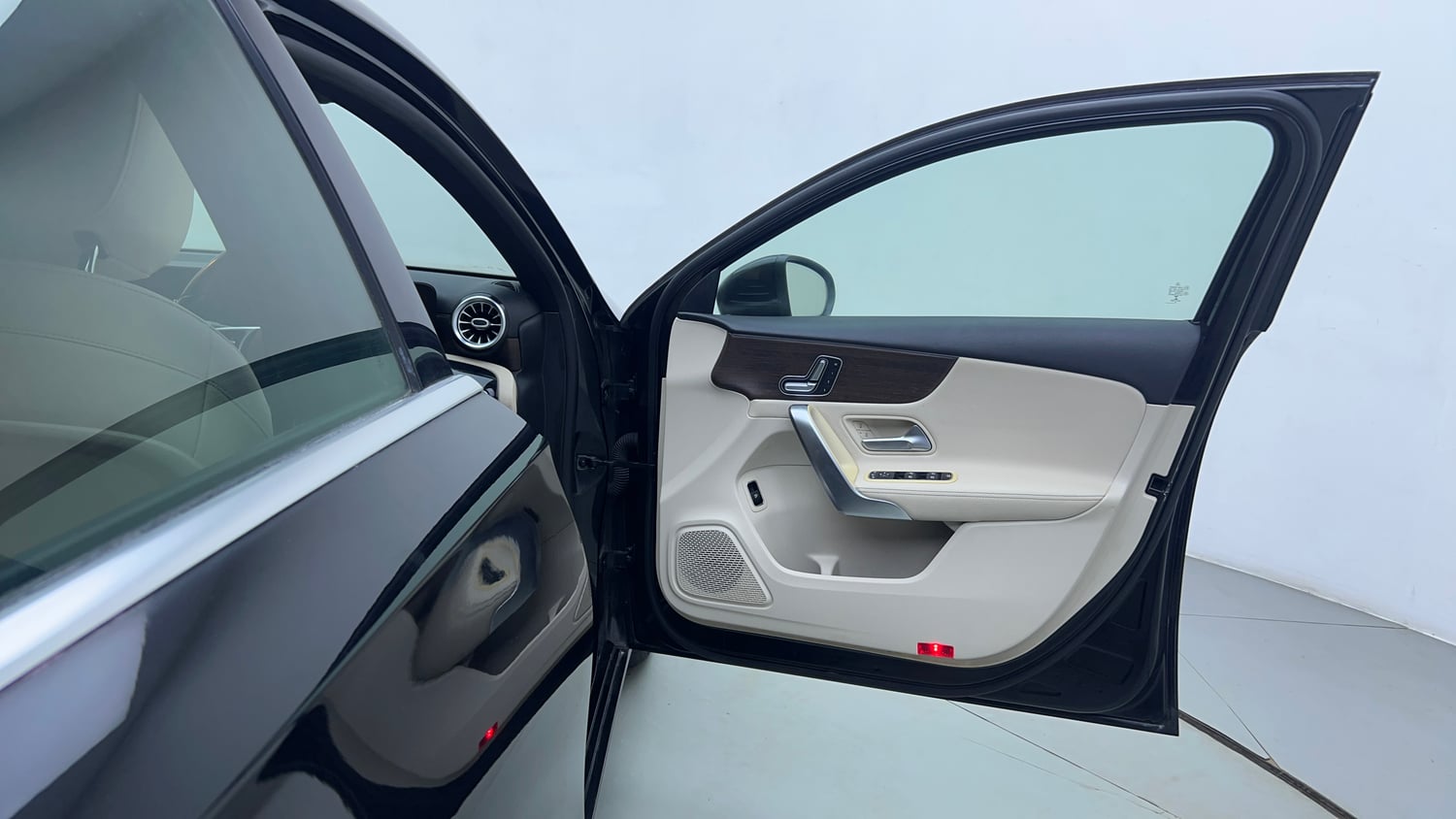 Used 2021 Mercedes-Benz A-Class Limousine 200 Petrol Automatic interior RIGHT FRONT DOOR OPEN VIEW