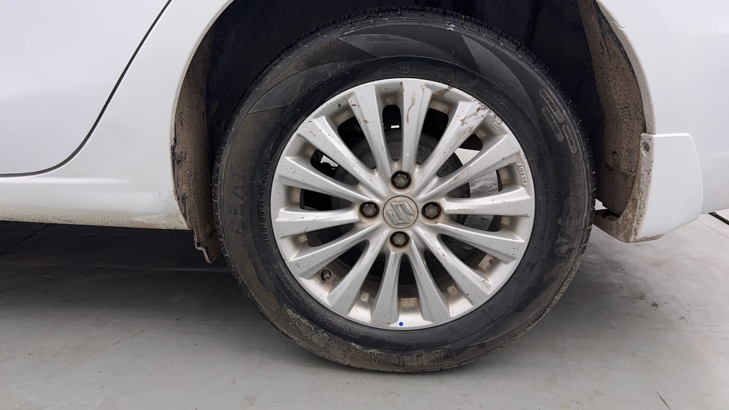 Used 2019 Maruti Suzuki Ciaz Delta Hybrid 1.5 Petrol Manual tyres LEFT REAR TYRE RIM VIEW