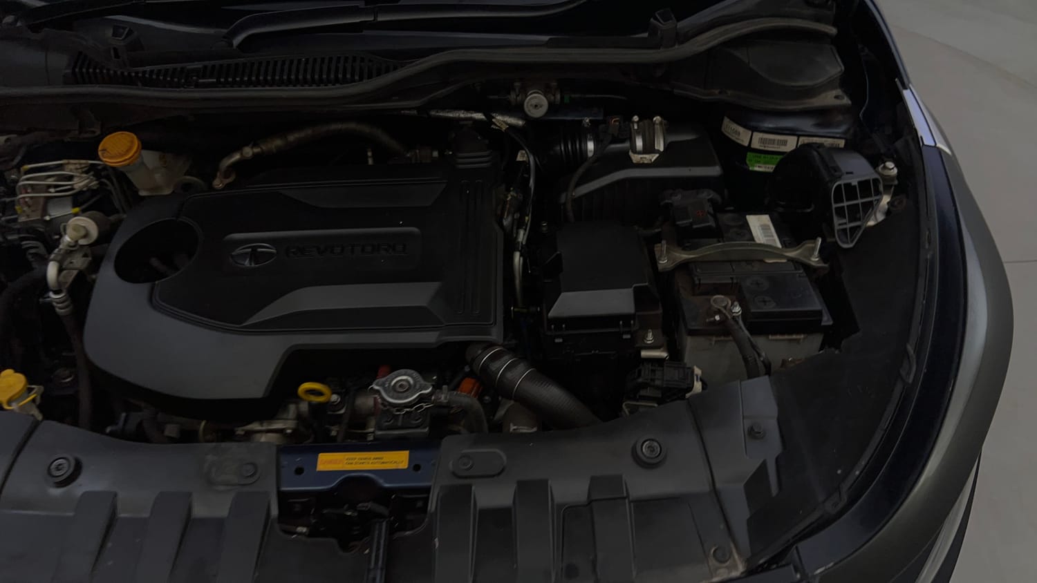 Used 2023 Tata Altroz XZ Diesel Diesel Manual engine ENGINE LEFT SIDE VIEW