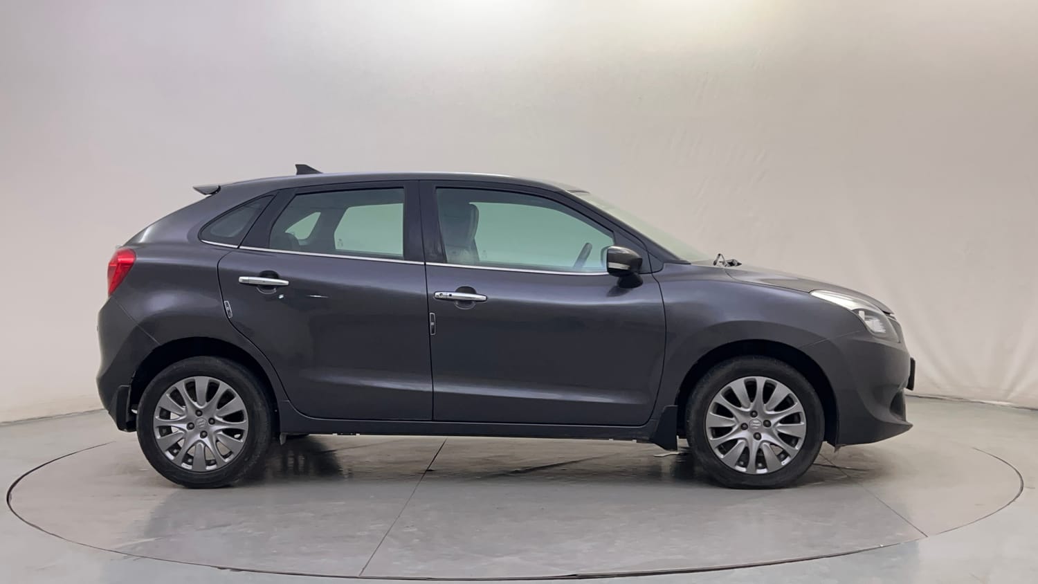 Used 2018 Maruti Suzuki Baleno Alpha 1.2 Petrol Manual exterior RIGHT SIDE VIEW