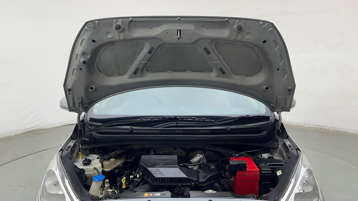 Used 2019 Hyundai Santro Asta Petrol Manual engine ENGINE & BONNET OPEN FRONT VIEW