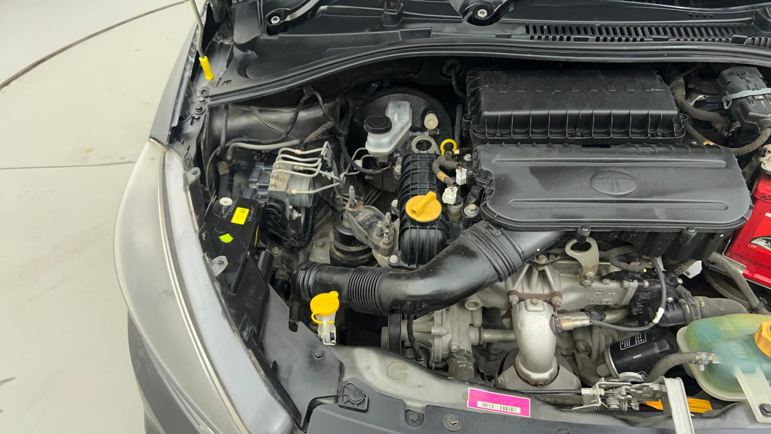 Used 2020 Tata Tiago Revotron XZ Plus Petrol Manual engine ENGINE RIGHT SIDE VIEW