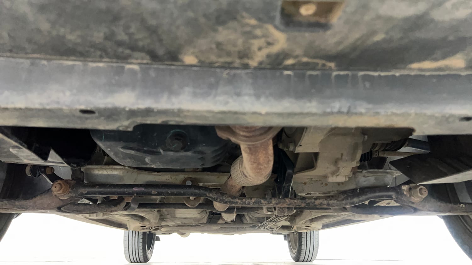 Used 2020 Tata Tiago Revotron XZ Plus Cng (outside fitted) Cng Manual extra FRONT LEFT UNDERBODY VIEW