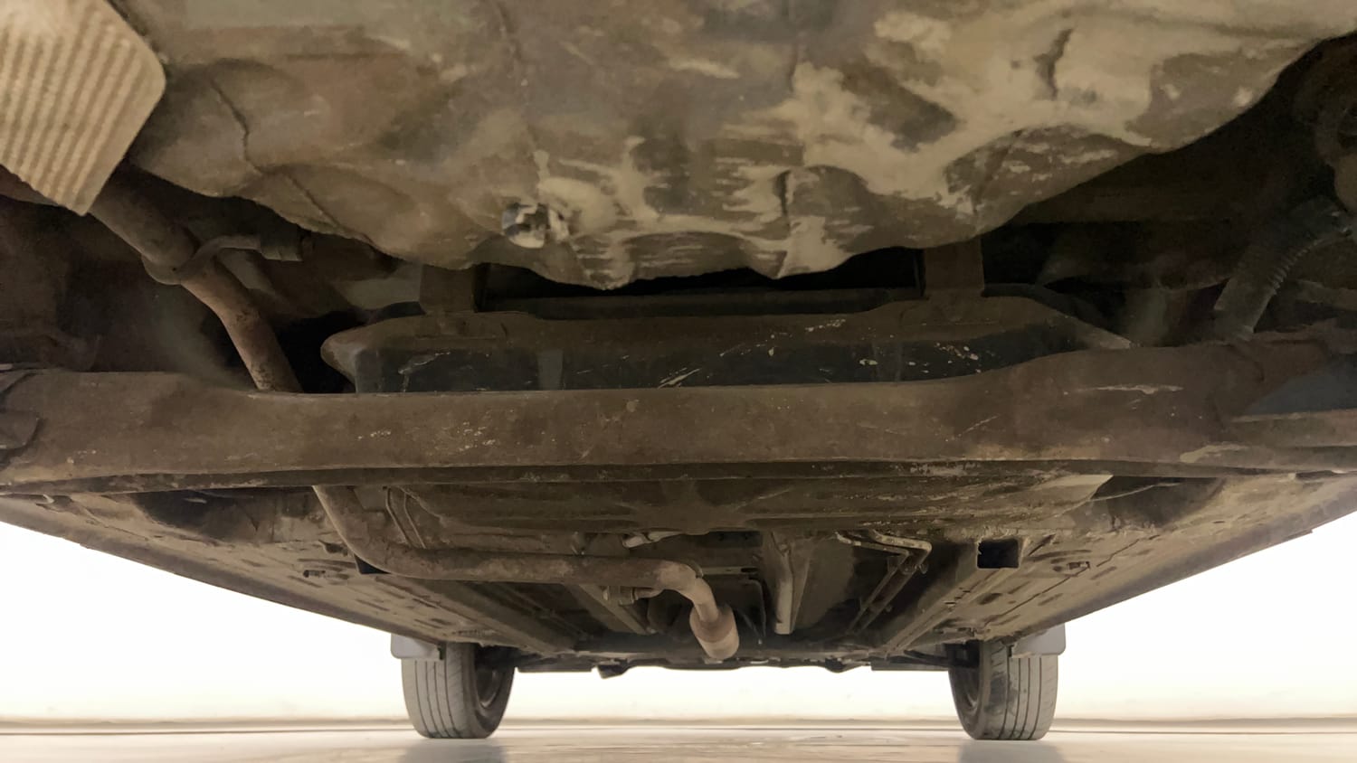 Used 2021 Renault Kiger RXT AMT Petrol Automatic extra REAR UNDERBODY VIEW (TAKEN FROM REAR)