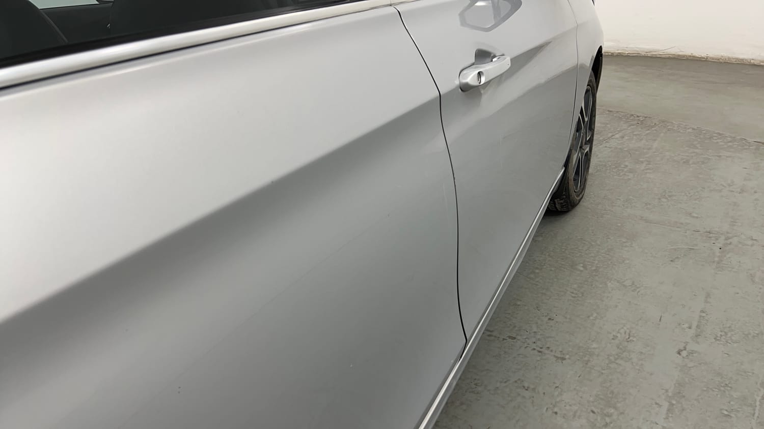 Used 2020 Tata Tiago Revotron XZ Plus Cng (outside fitted) Cng Manual dents MINOR SCRATCH