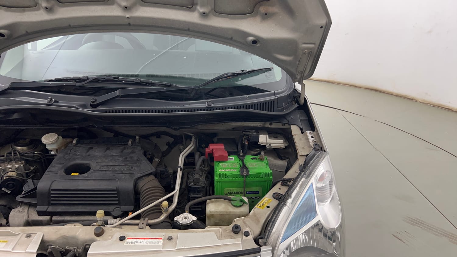 Used 2018 Maruti Suzuki Wagon R 1.0 VXI AMT (O) Petrol Automatic engine ENGINE LEFT SIDE HINGE & APRON VIEW