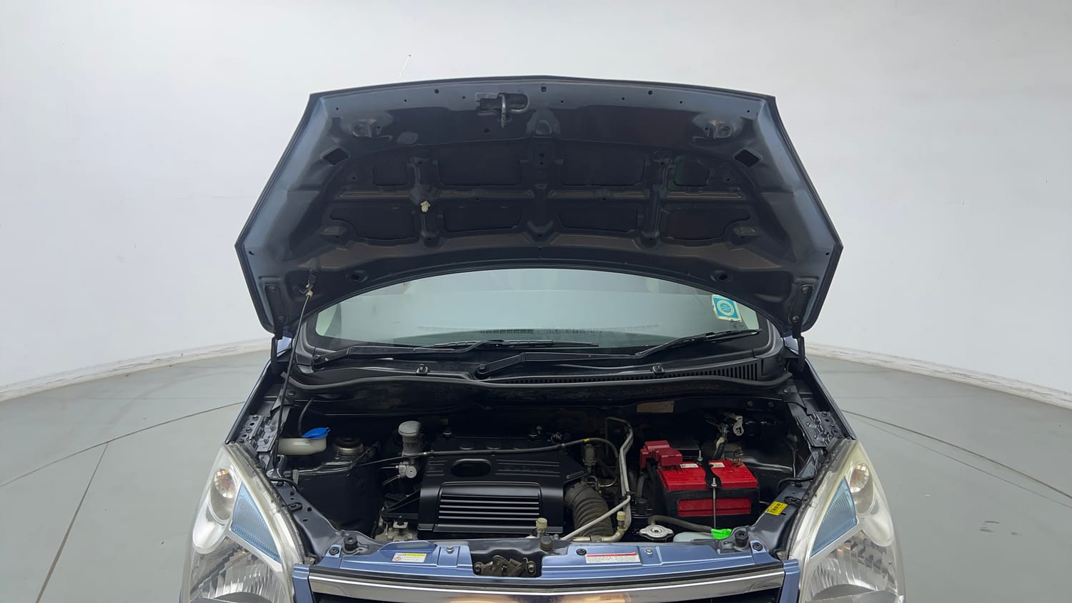 Used 2018 Maruti Suzuki Wagon R VXI Petrol Manual engine ENGINE & BONNET OPEN FRONT VIEW