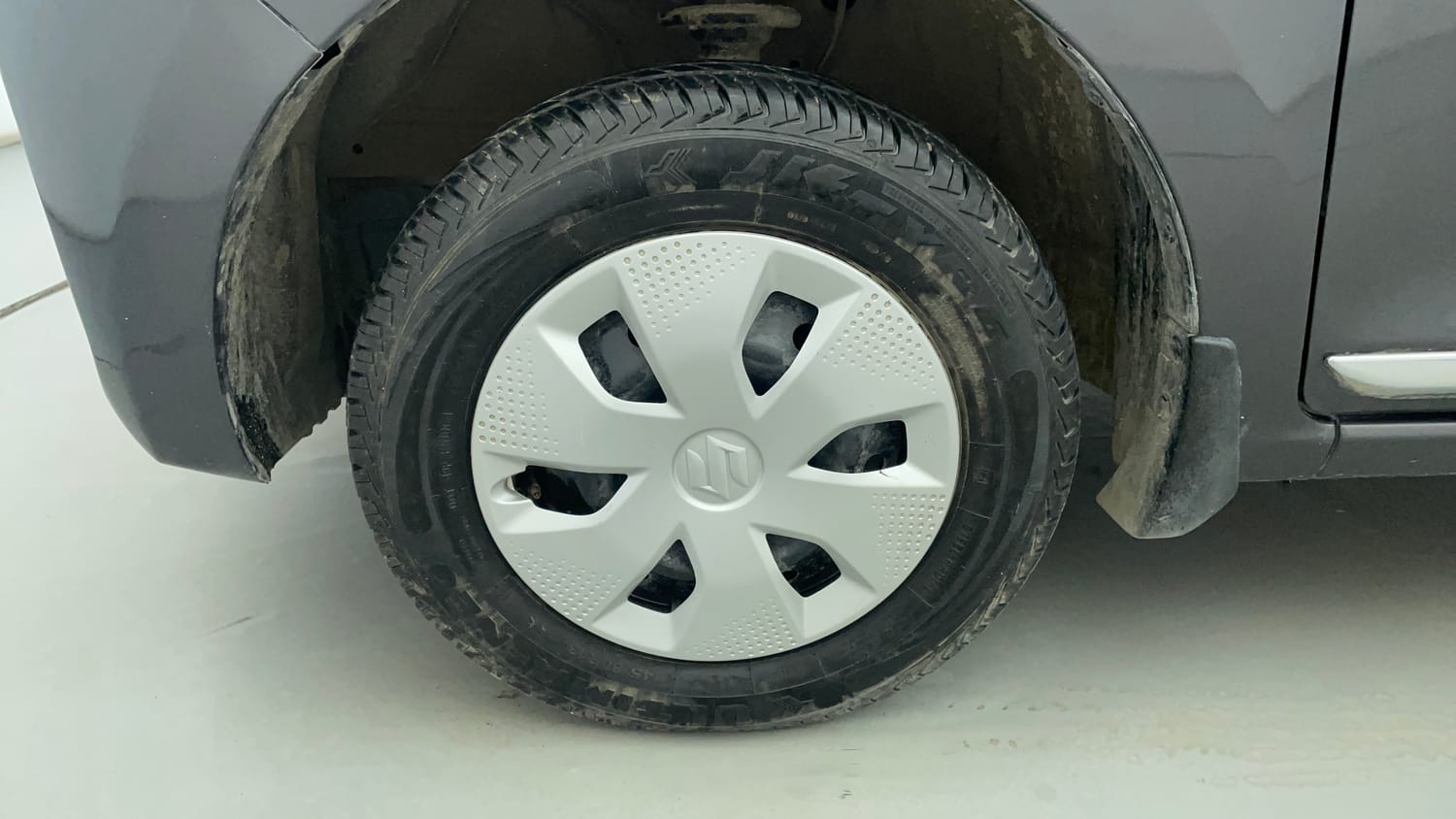 Used 2024 Maruti Suzuki Alto K10 VXi Plus (O) AGS Petrol Automatic tyres LEFT FRONT TYRE RIM VIEW