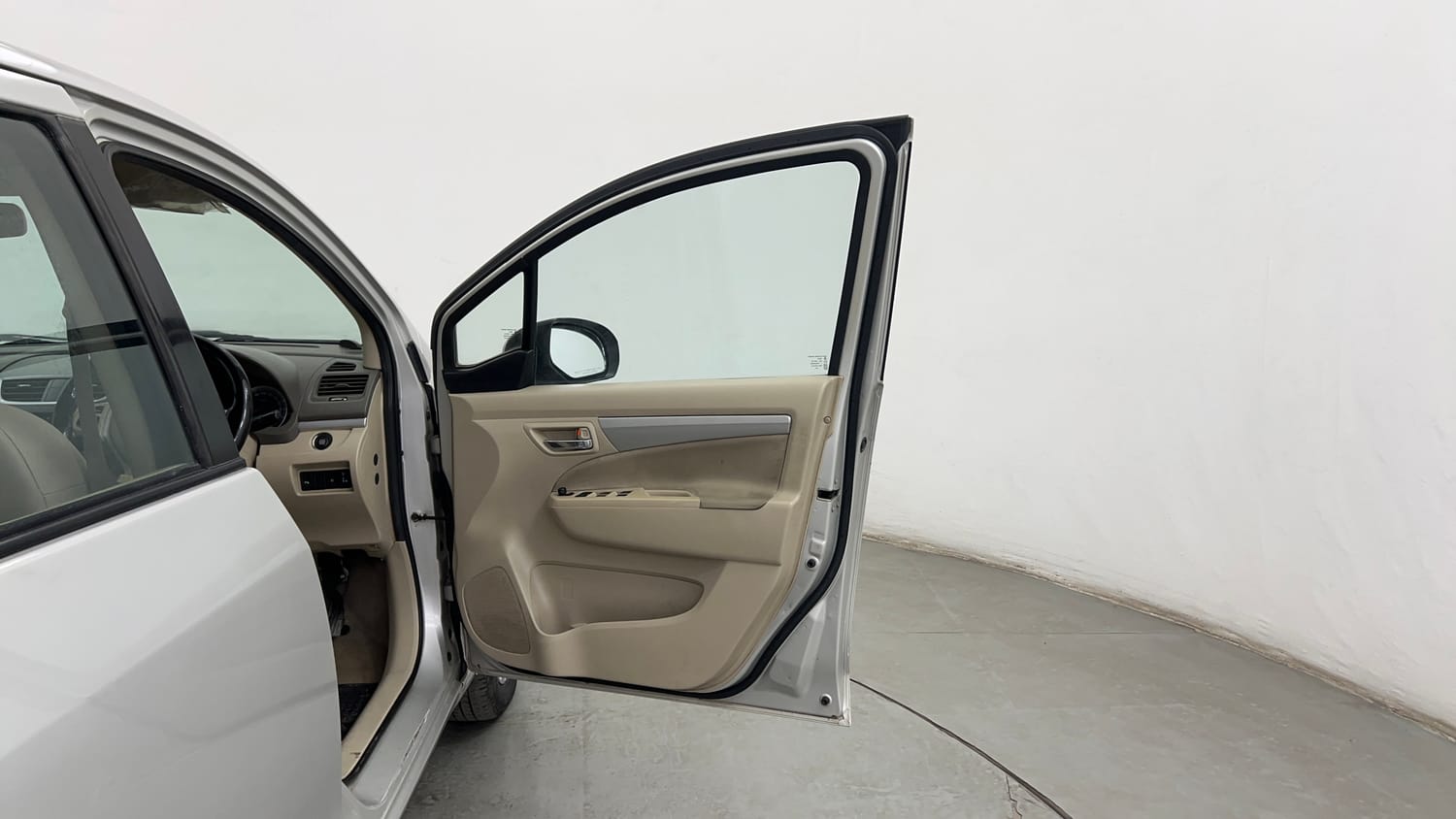 Used 2018 Maruti Suzuki Ertiga ZXI+ Petrol Manual interior RIGHT FRONT DOOR OPEN VIEW