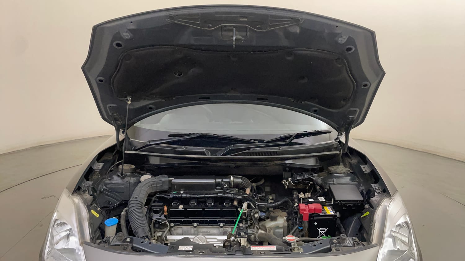 Used 2023 Maruti Suzuki Swift ZXi AMT Petrol Automatic engine ENGINE & BONNET OPEN FRONT VIEW