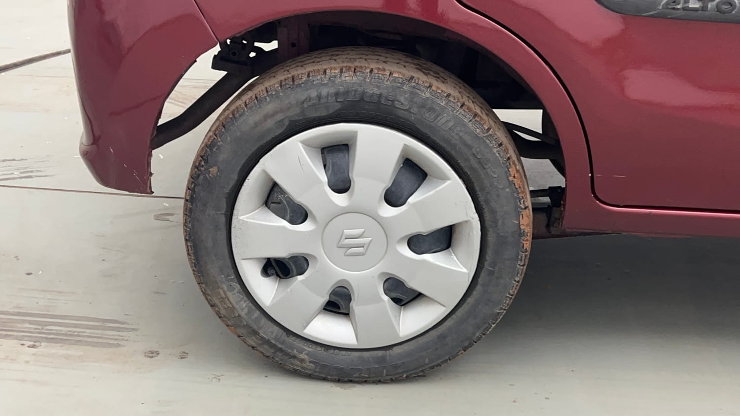 Used 2017 Maruti Suzuki Alto K10 VXi Petrol Manual tyres RIGHT REAR TYRE RIM VIEW