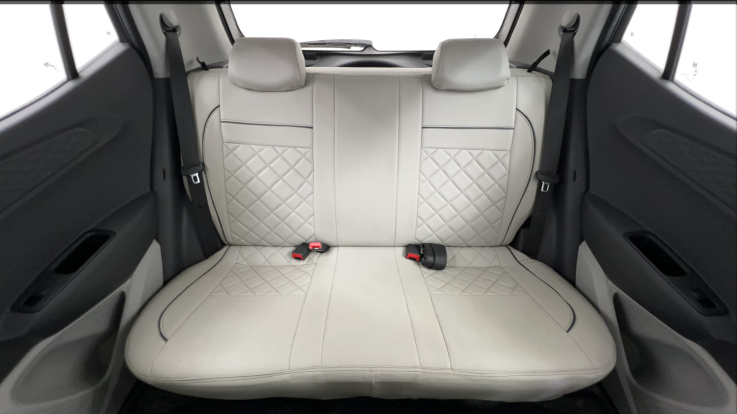 Used 2021 Hyundai Grand i10 Nios Sportz AMT 1.2 Kappa VTVT Petrol Automatic interior REAR SEAT CONDITION VIEW