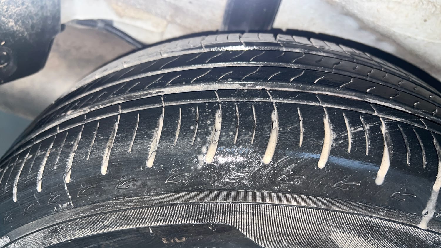 Used 2024 Honda City VX Petrol MT Petrol Manual tyres RIGHT REAR TYRE TREAD VIEW