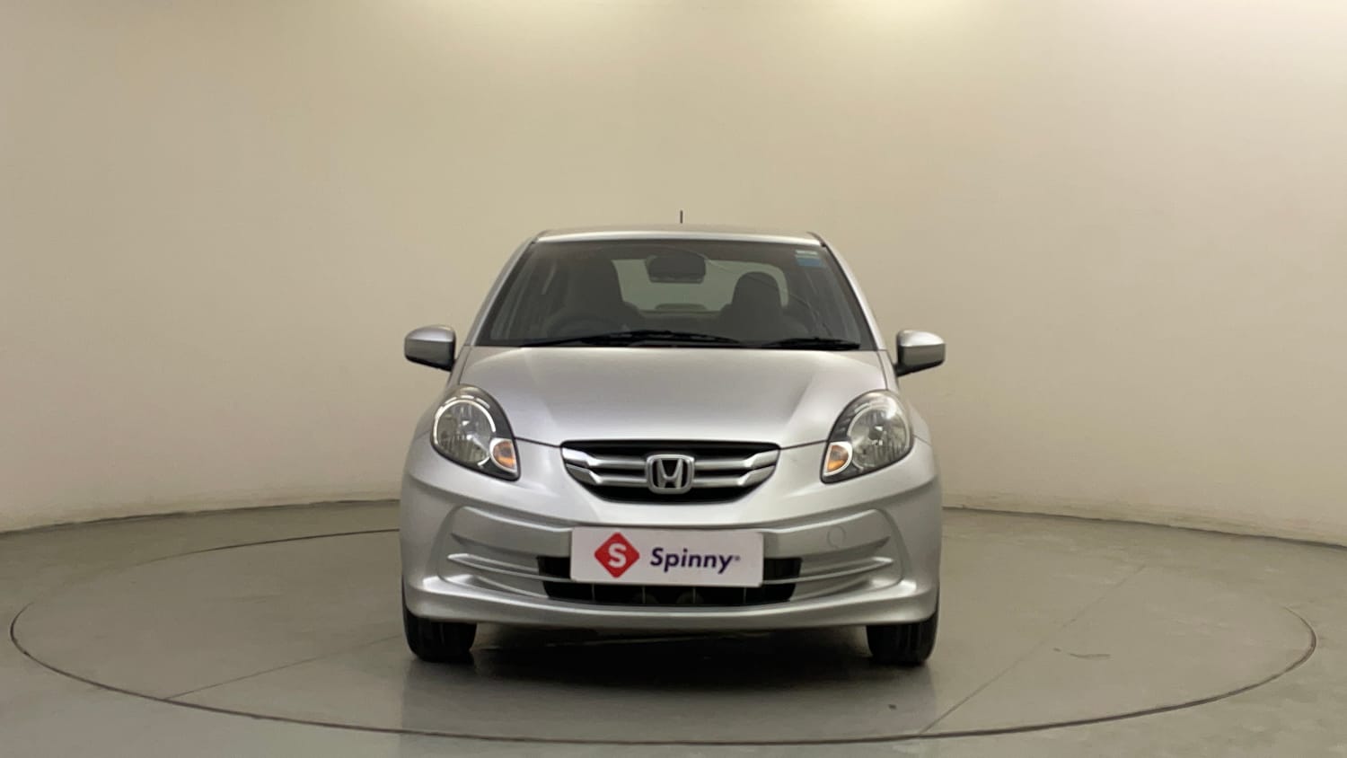 Used 2014 Honda Amaze 1.2 S AT i-VTEC Petrol Automatic exterior FRONT VIEW