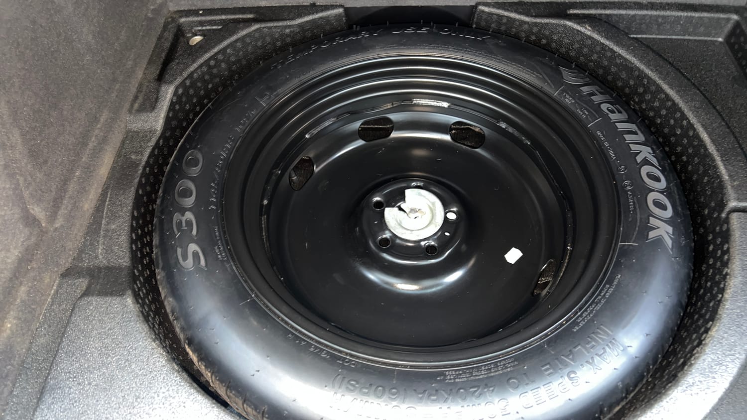 Used 2019 Audi Q3 30 TFSI Premium Petrol Automatic tyres SPARE TYRE VIEW