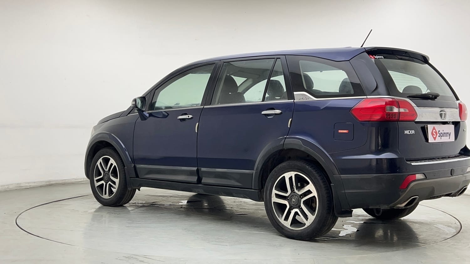 Used 2018 Tata Hexa XTA 4x2 7 STR Diesel Automatic exterior LEFT REAR CORNER VIEW