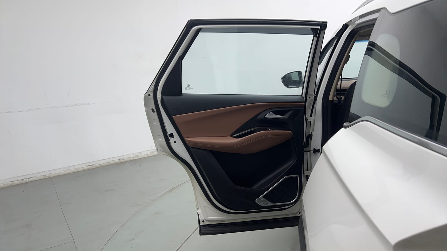 Used 2023 MG Motors Hector Plus Savvy Pro 1.5 Turbo Petrol CVT 6 STR Petrol Automatic interior LEFT REAR DOOR OPEN VIEW