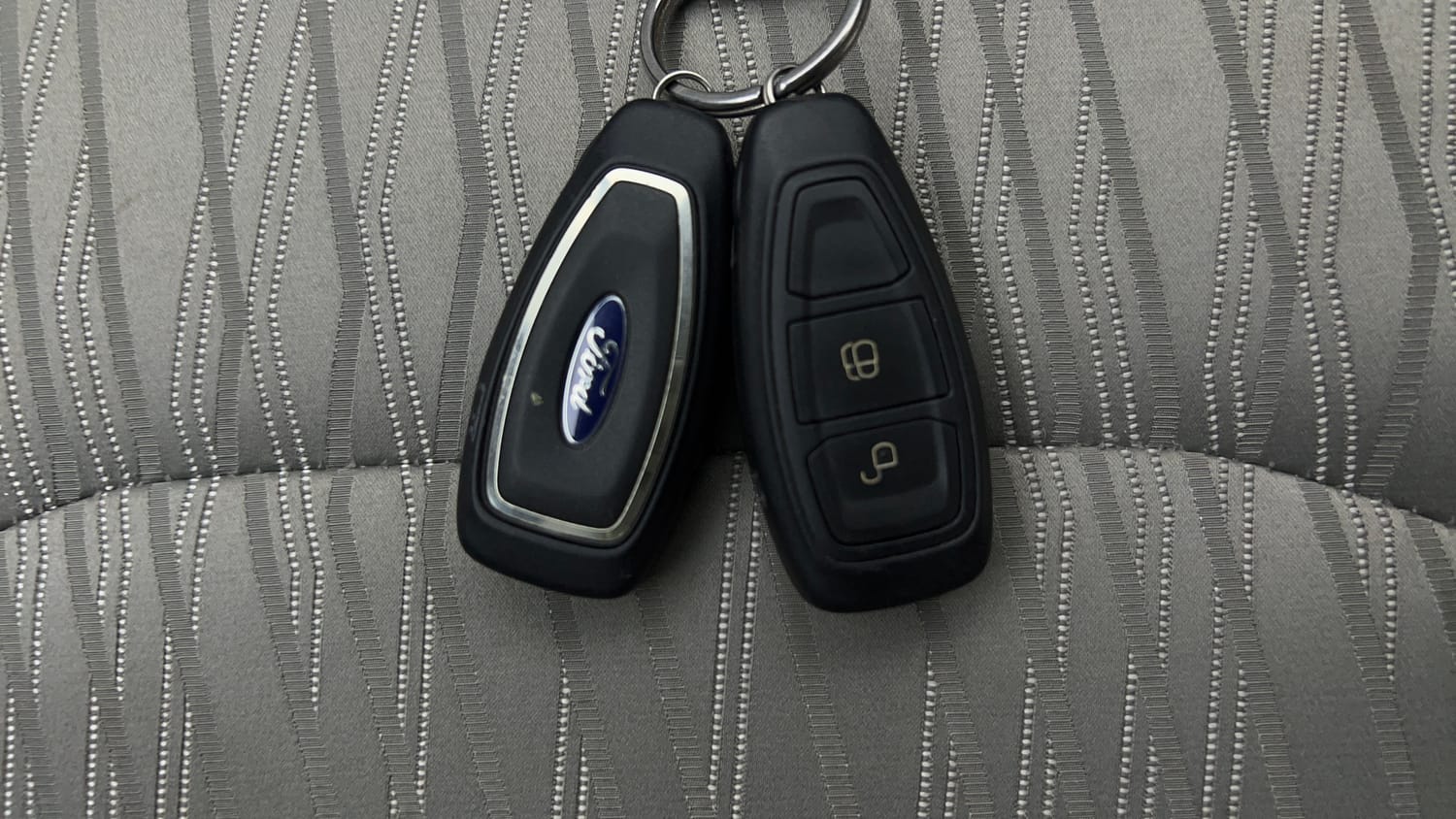 Used 2016 Ford EcoSport Titanium 1.5L Ti-VCT AT Petrol Automatic extra CAR KEY VIEW