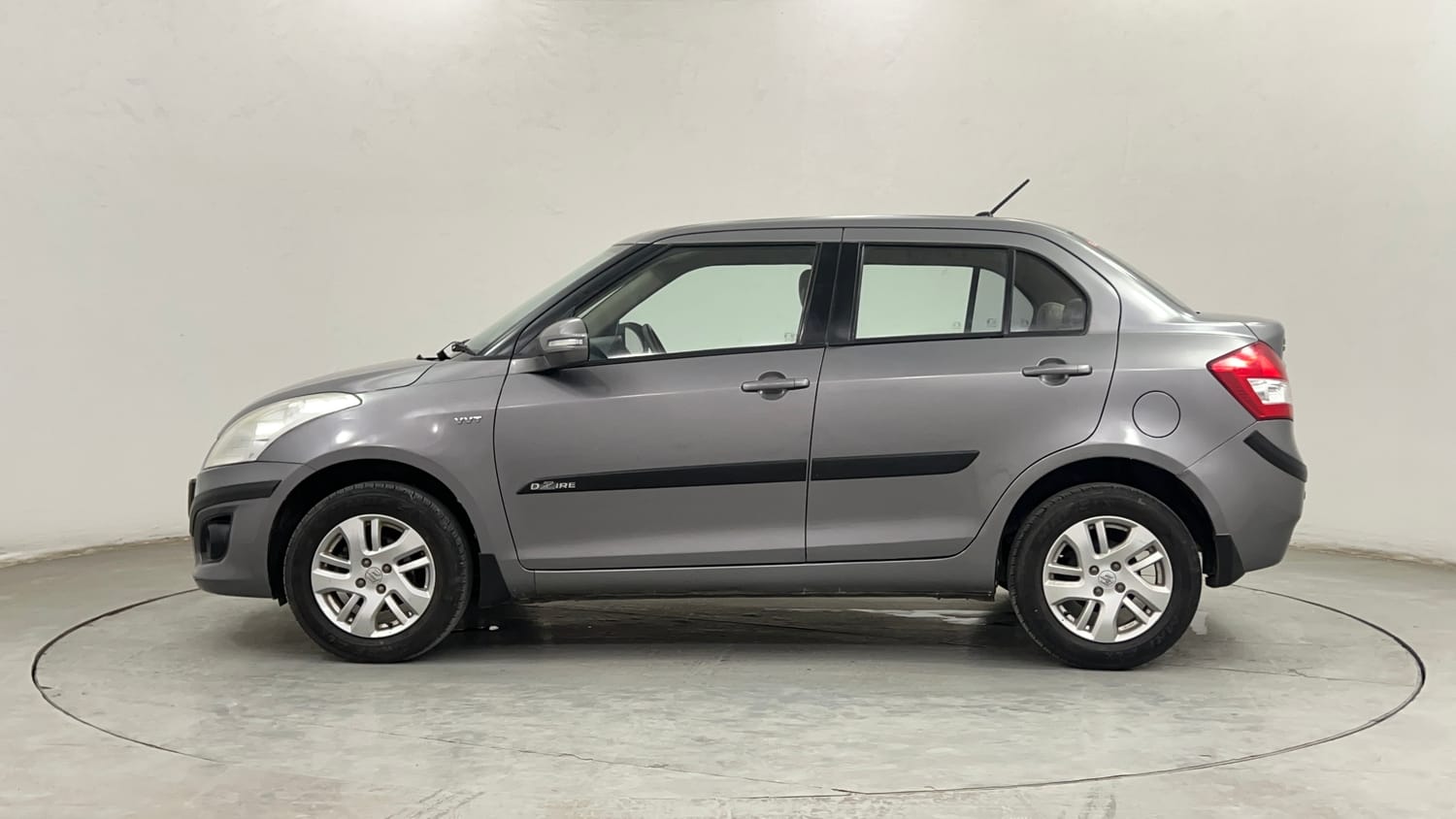 Used 2014 Maruti Suzuki Swift Dzire ZXI Petrol Manual exterior LEFT SIDE VIEW