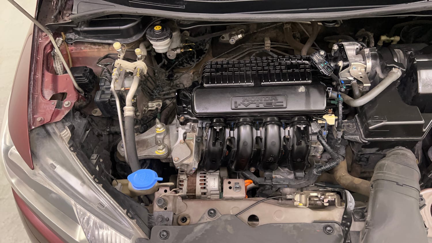 Used 2015 Honda Jazz SV Petrol Petrol Manual engine ENGINE RIGHT SIDE VIEW