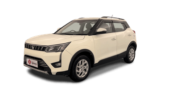 Used 2023 Mahindra XUV 300 W8 1.2 Petrol Petrol Manual Image