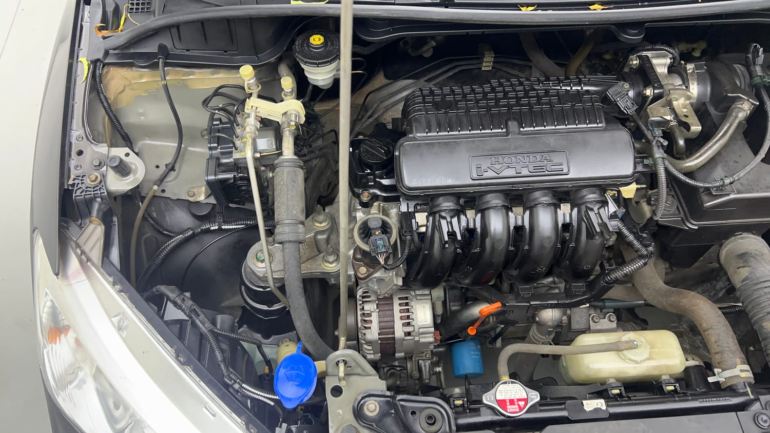 Used 2016 Honda City VX Petrol Manual engine ENGINE RIGHT SIDE VIEW