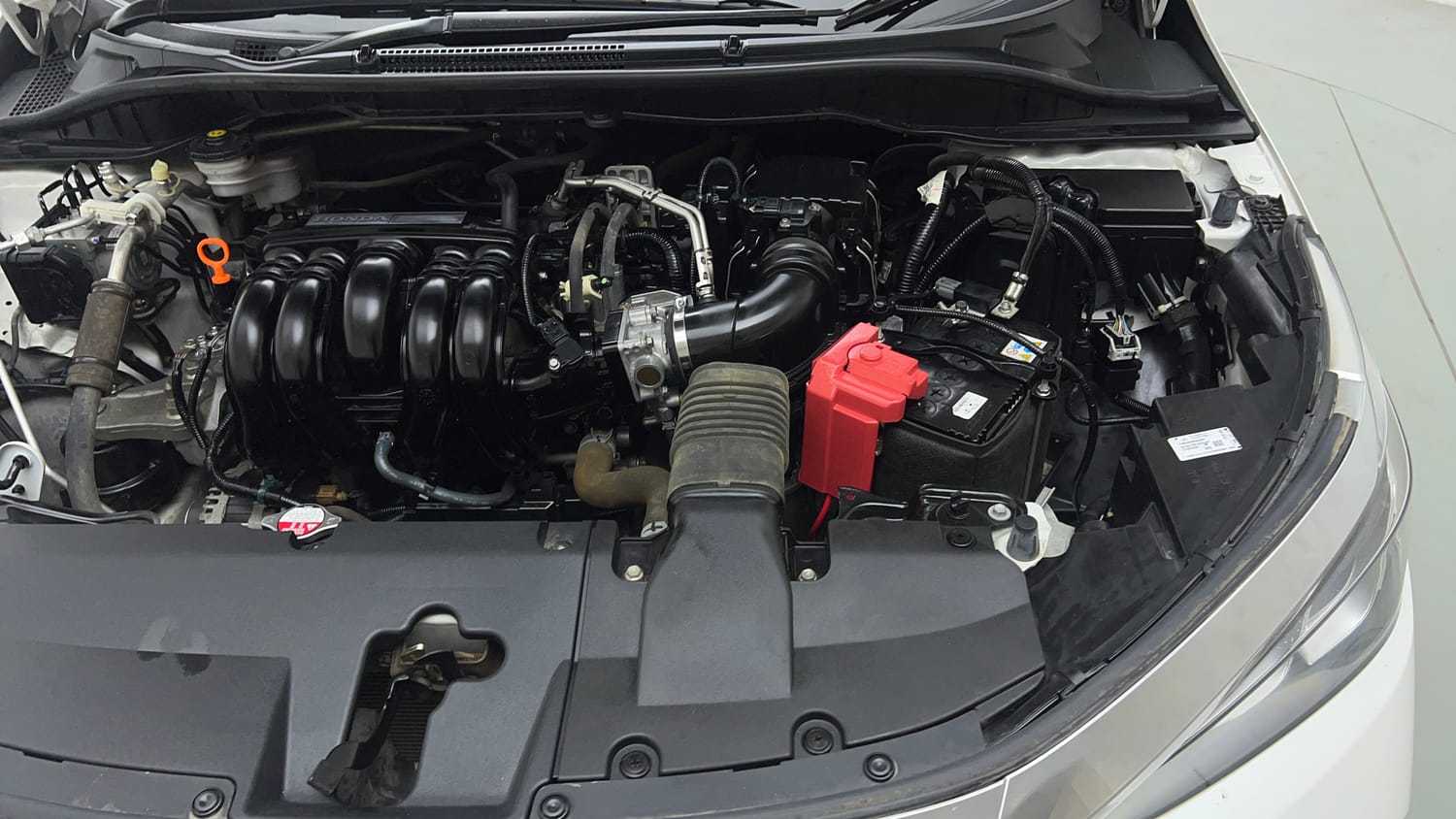 Used 2024 Honda City VX Petrol MT Petrol Manual engine ENGINE LEFT SIDE VIEW