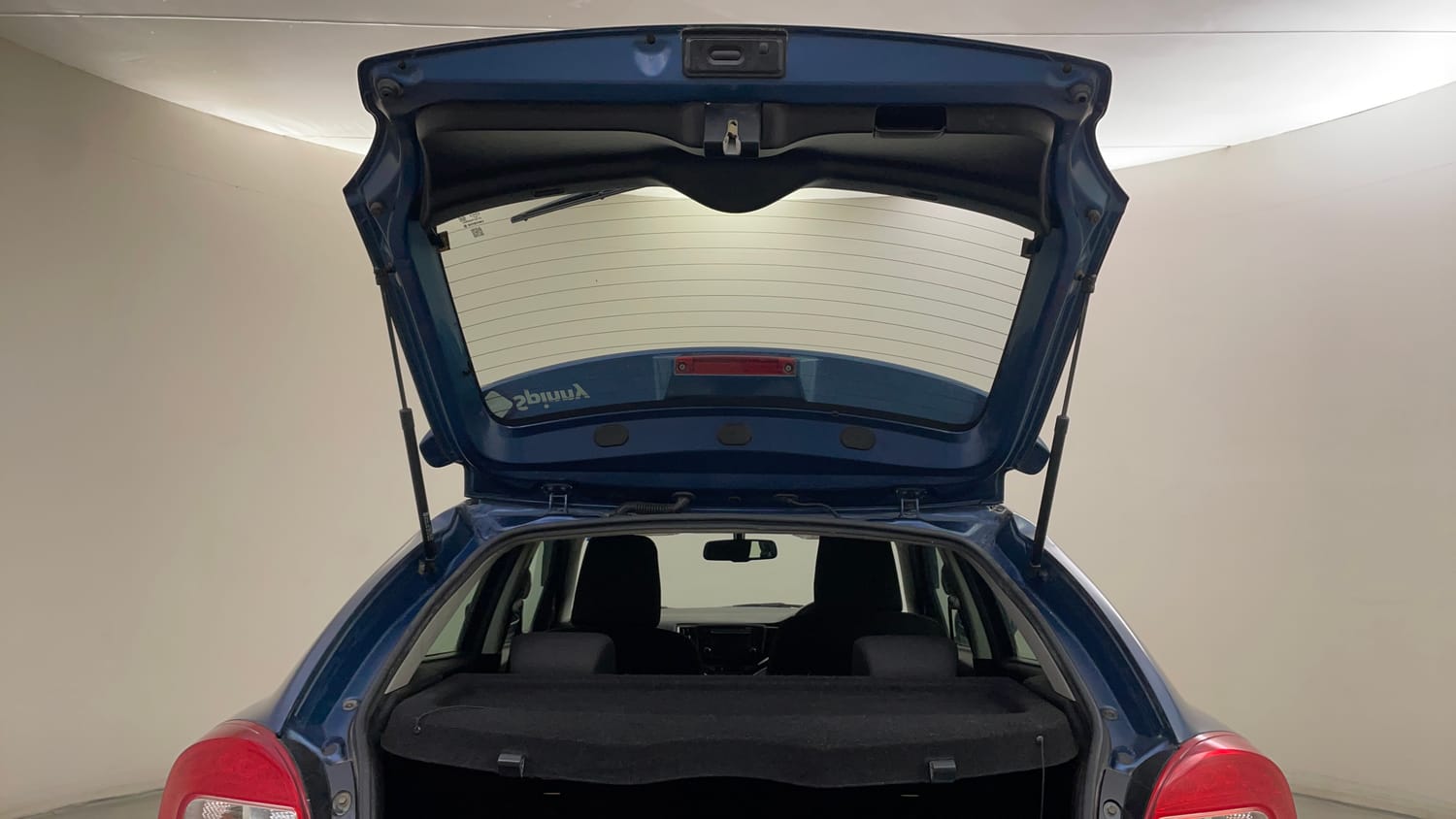 Used 2018 Maruti Suzuki Baleno Zeta 1.2 AT Petrol Automatic interior DICKY DOOR OPEN VIEW