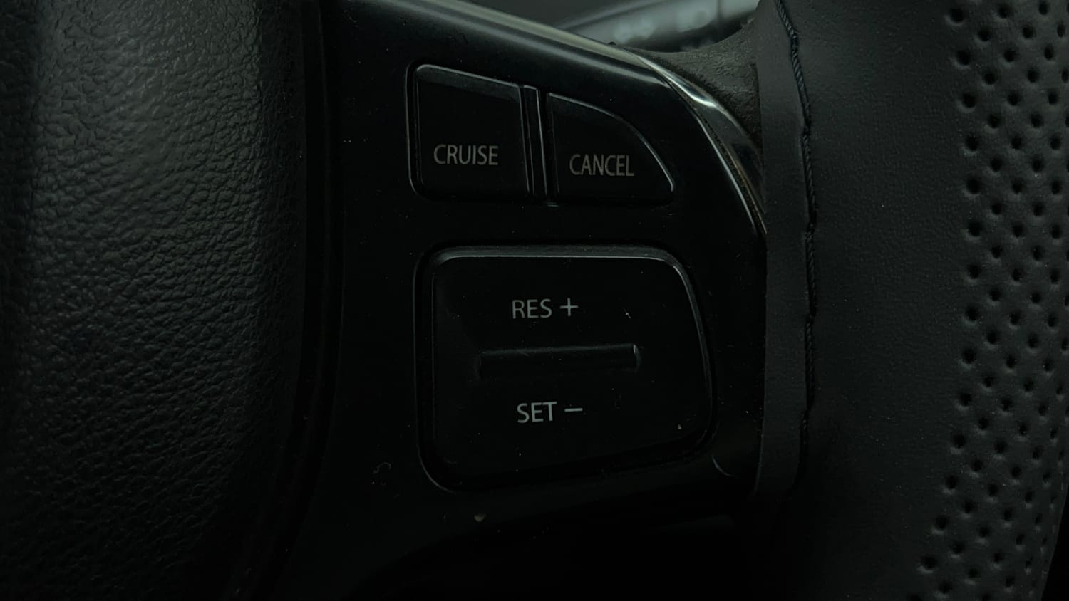 Used 2021 maruti-suzuki Vitara Brezza ZXi Petrol Manual top_features Cruise control