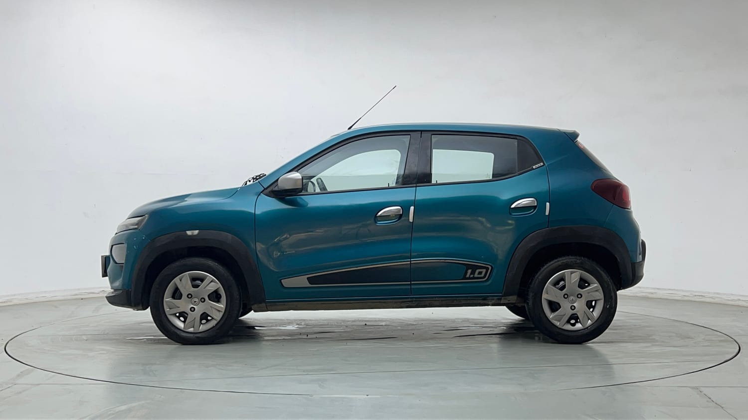 Used 2021 Renault Kwid RXT 1.0 AMT (O) Petrol Automatic exterior LEFT SIDE VIEW