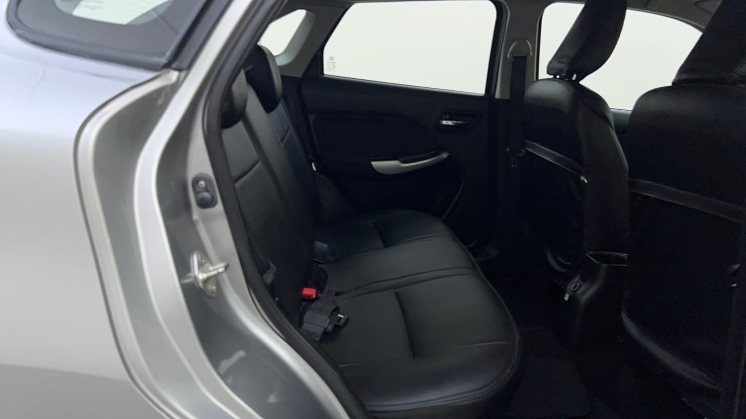 Used 2019 Maruti Suzuki Baleno Delta 1.2 Petrol Manual interior RIGHT SIDE REAR DOOR CABIN VIEW