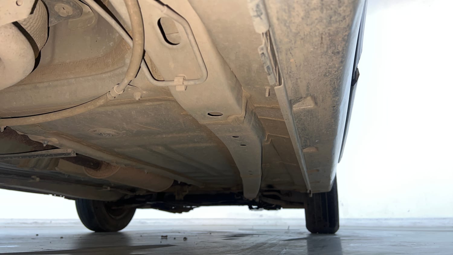 Used 2021 Maruti Suzuki Baleno Sigma Petrol Manual extra REAR RIGHT UNDERBODY VIEW