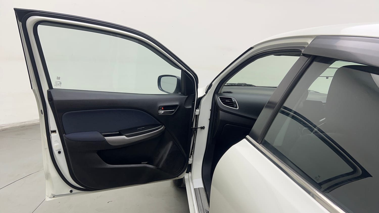 Used 2021 Maruti Suzuki Baleno Delta Petrol Manual interior LEFT FRONT DOOR OPEN VIEW