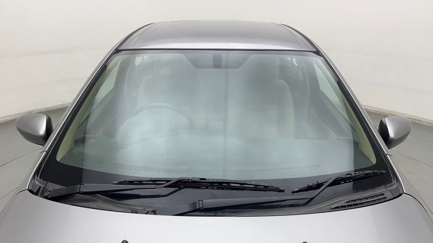 Used 2018 Maruti Suzuki Ciaz Alpha Hybrid 1.5 AT Petrol Automatic exterior FRONT WINDSHIELD VIEW