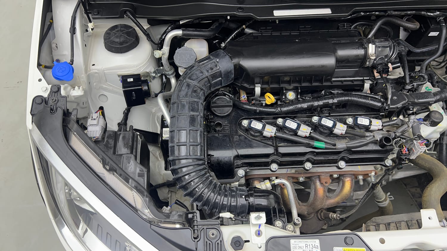 Used 2025 Maruti Suzuki Ignis Alpha 1.2 AMT Petrol Automatic engine ENGINE RIGHT SIDE VIEW