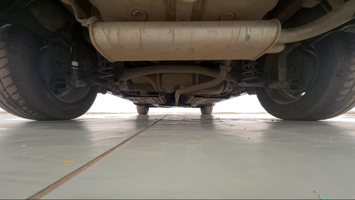 Used 2019 Maruti Suzuki Vitara Brezza [2016-2020] LDi Diesel Manual extra REAR UNDERBODY VIEW (TAKEN FROM REAR)