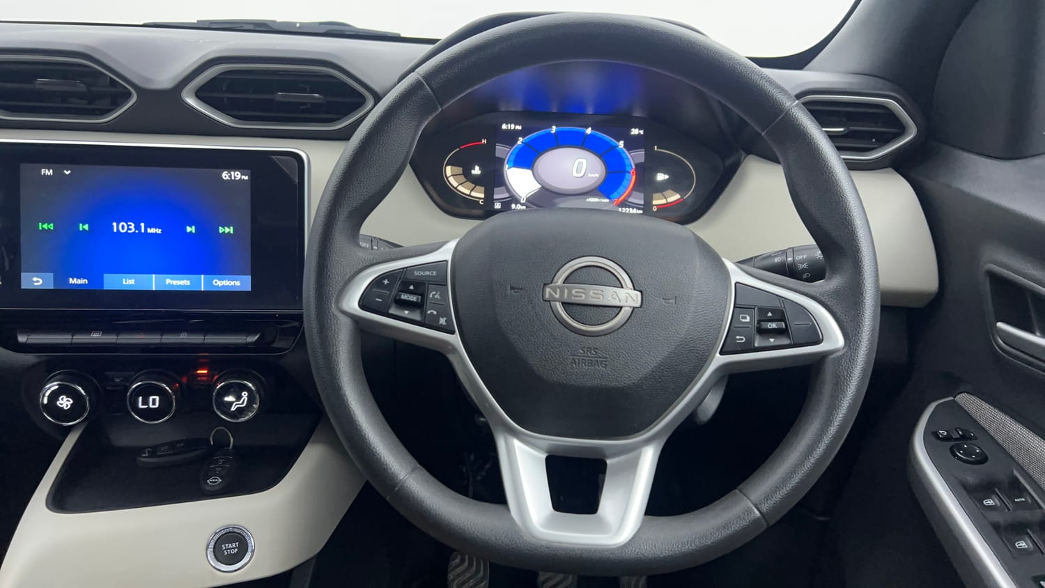 Used 2023 Nissan Magnite XV Petrol Manual interior STEERING VIEW