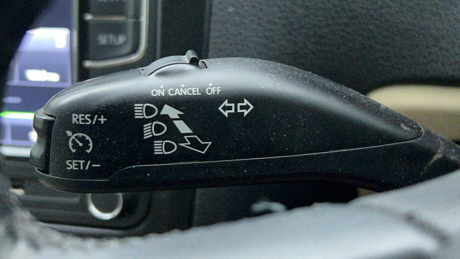 Used 2020 Skoda Rapid Style AT Petrol Automatic top_features Cruise control
