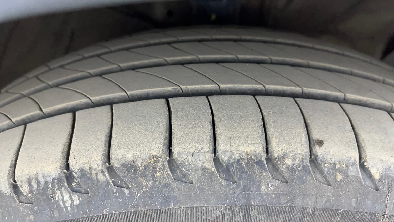Used 2018 Hyundai Creta SX 1.6 CRDI (O) Diesel Manual tyres RIGHT FRONT TYRE TREAD VIEW