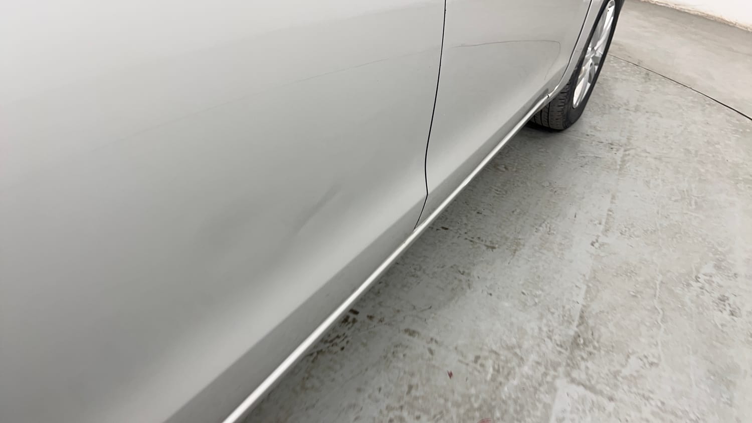 Used 2018 Maruti Suzuki Ertiga ZXI+ Petrol Manual dents MINOR DENT